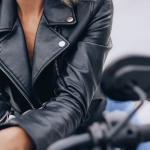 Jedna ramoneska, wiele scenariuszy: 15 stylizacji od biura po wieczorne wyjście