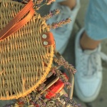 Eko od rana do wieczora: przewodnik po tkaninach, które odmienią Twoją codzienną garderobę
